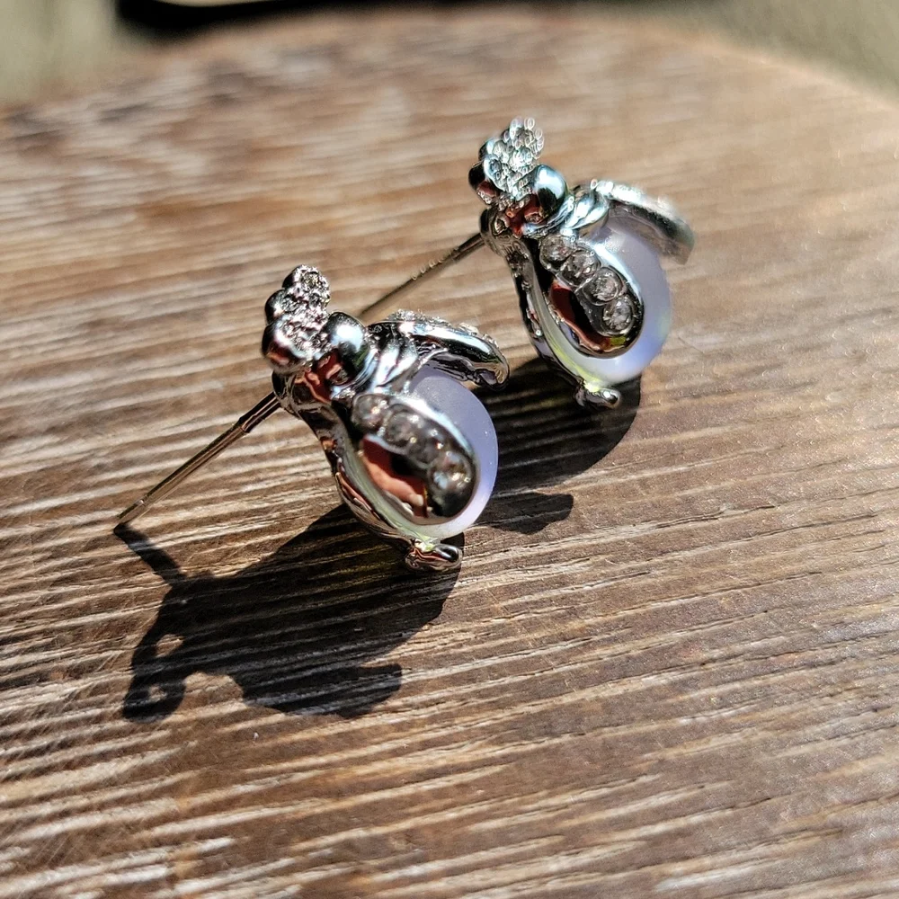 Color Shifting Ladybird Stud Earrings, 925 Sterling Silver - Picture 5 of 6